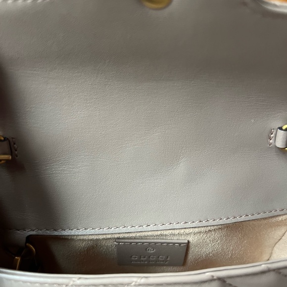 Gucci Mini Marmont Matellase - Picture 8 of 11
